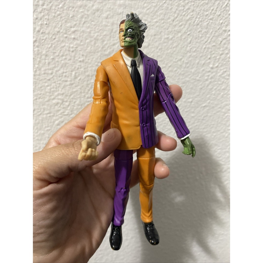 2008 DC Universe TWO-FACE Action Figure from Gotham Box Set DCU
